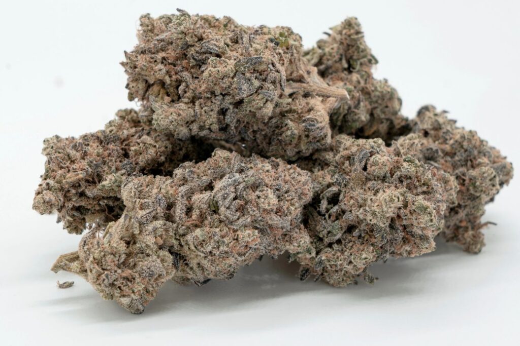 Dry and stale-looking weed